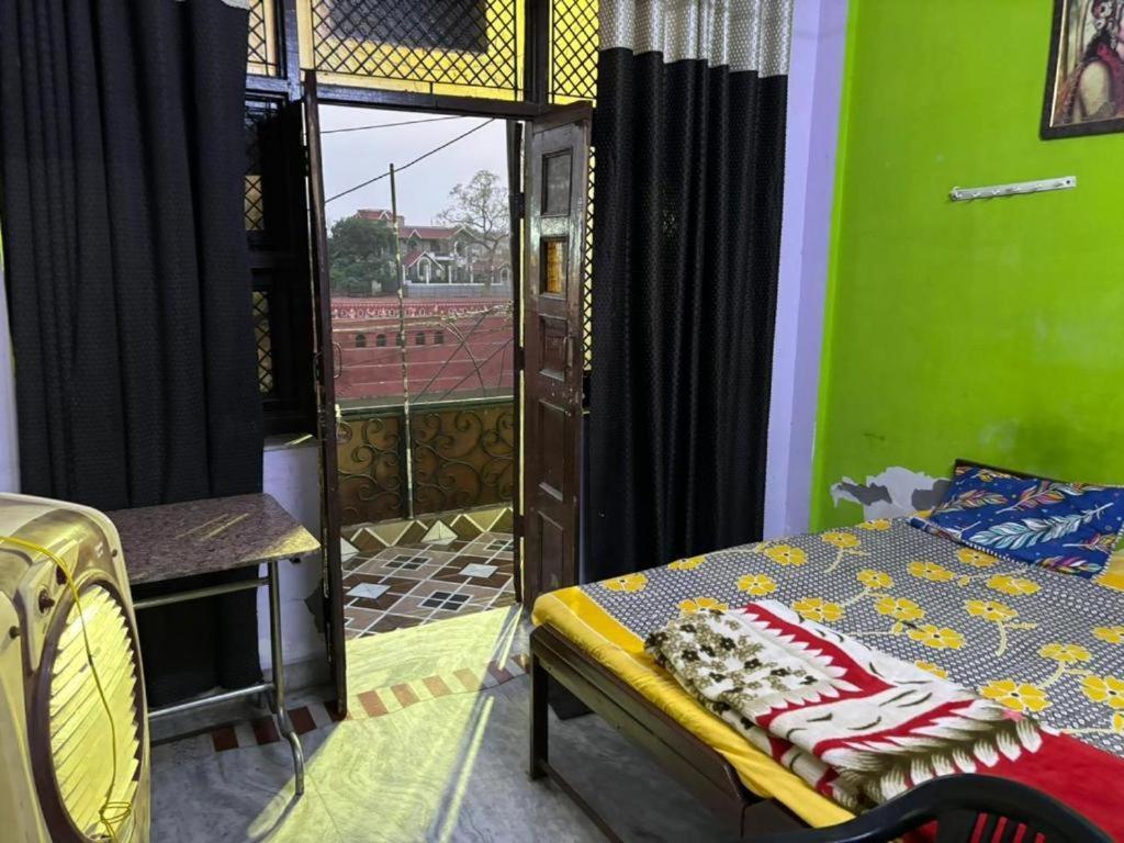 Maatu Shri Comfort Stay-Guest House Mathura Exteriér fotografie